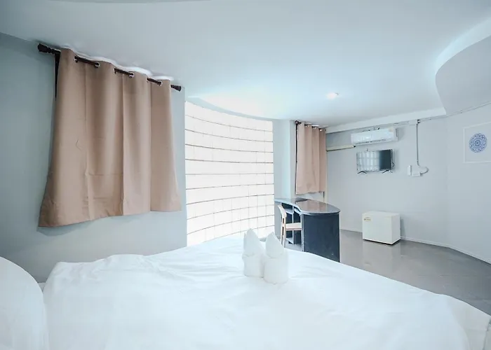 Апартаменты Bob Sukhumvit 39 - สุขุมวิท 39 กรุงเทพ *